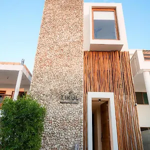 https://tikul-hotel-boutique.quintano-roohotels.com