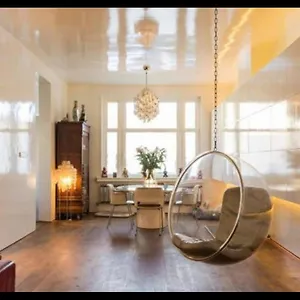 https://beautiful-and-fresh-garden-room-4p-near-rai-center.amsterdamhotelsnl.com