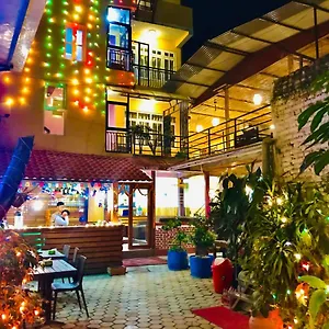 https://the-doors-hotel-restro-bar.hotels-kathmandu.com